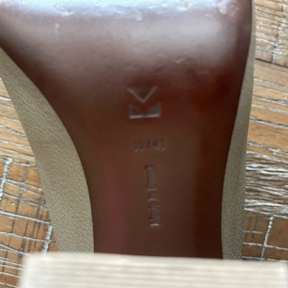 Mercedes Castillo leather pump comfortable heels, shoes - Picture 10 of 13